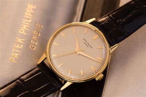 patek philippe calatrava vintage gold.